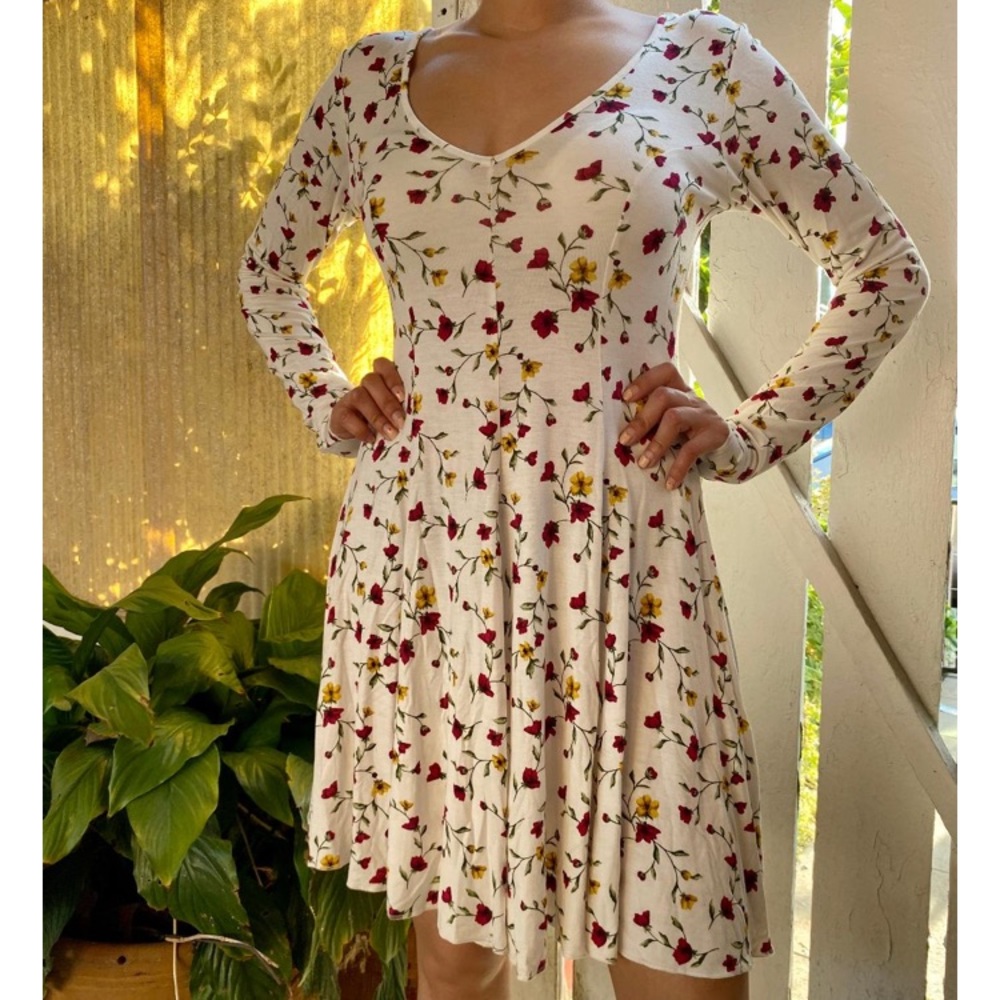 Floral spring dress 💐